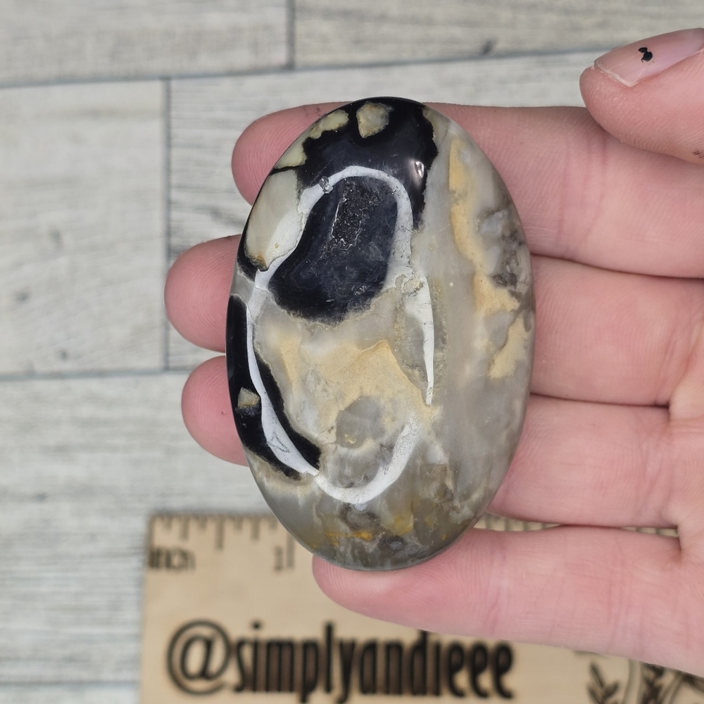 Volcanic Agate Crystal Palm Stone